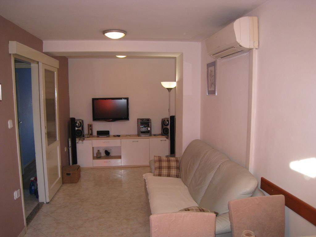 Apartment Ella Mare Zadar Room photo